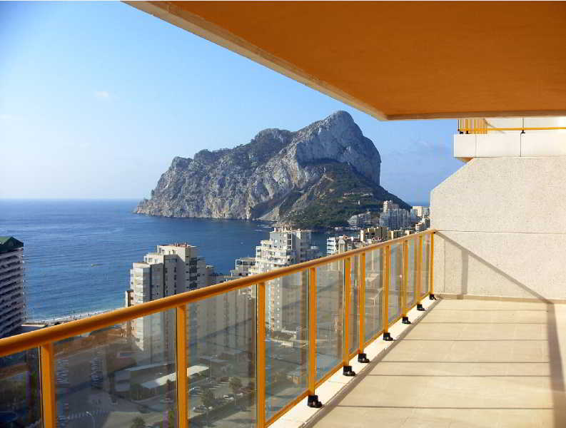 Apartamentos Ambar Beach Unitursa Кальпе Екстер'єр фото