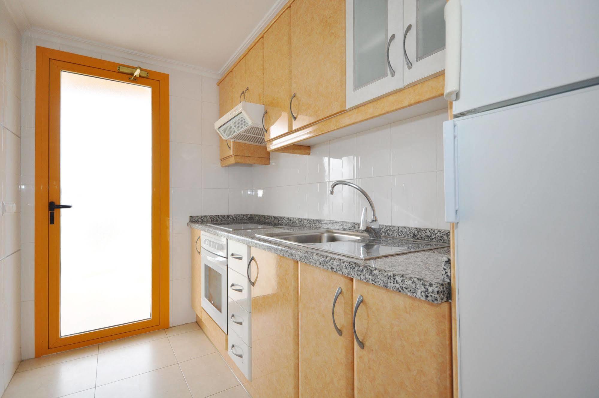Apartamentos Ambar Beach Unitursa Кальпе Екстер'єр фото