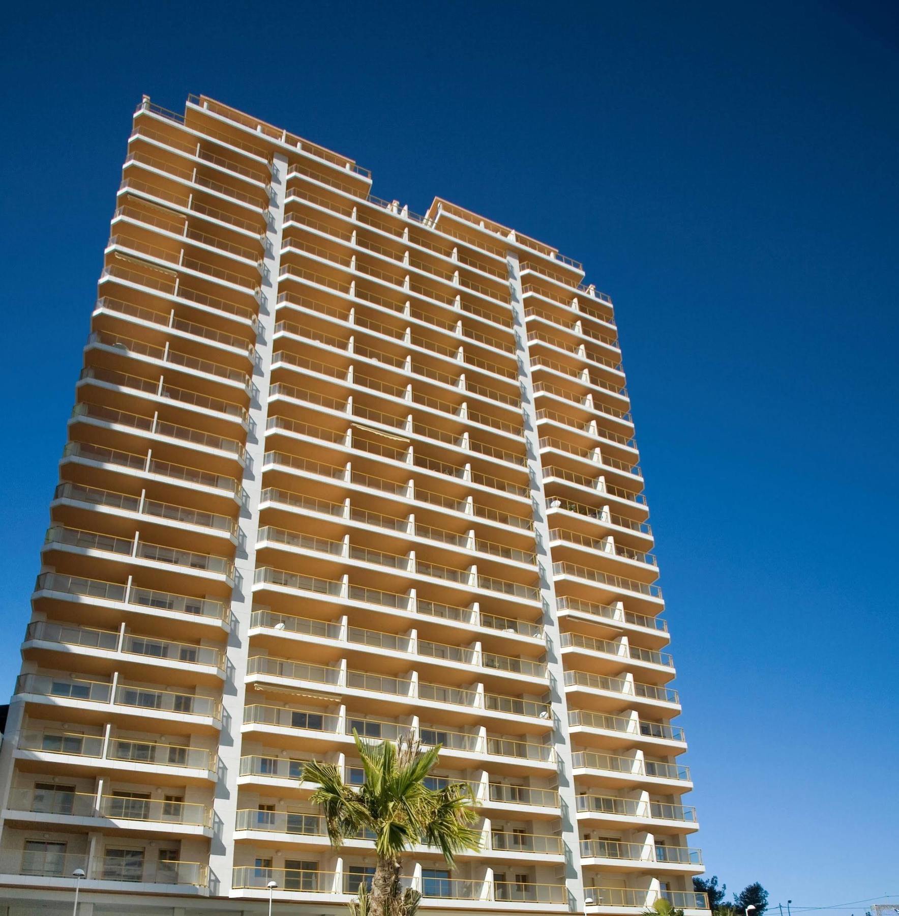 Apartamentos Ambar Beach Unitursa Кальпе Екстер'єр фото